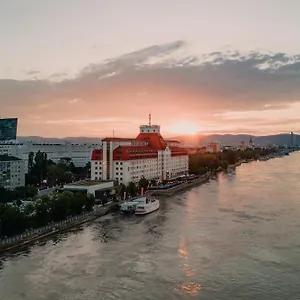 Hilton Waterfront Βιέννη