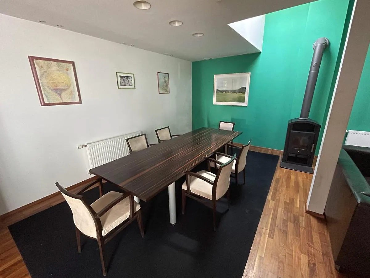 Gartl Apartments Wien 0*,