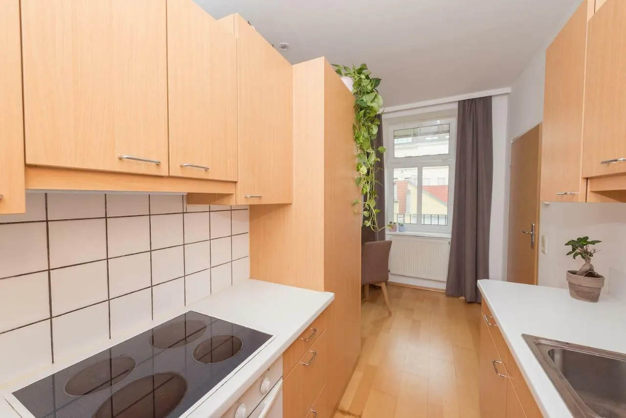 Gartl Apartments Wien 0*,