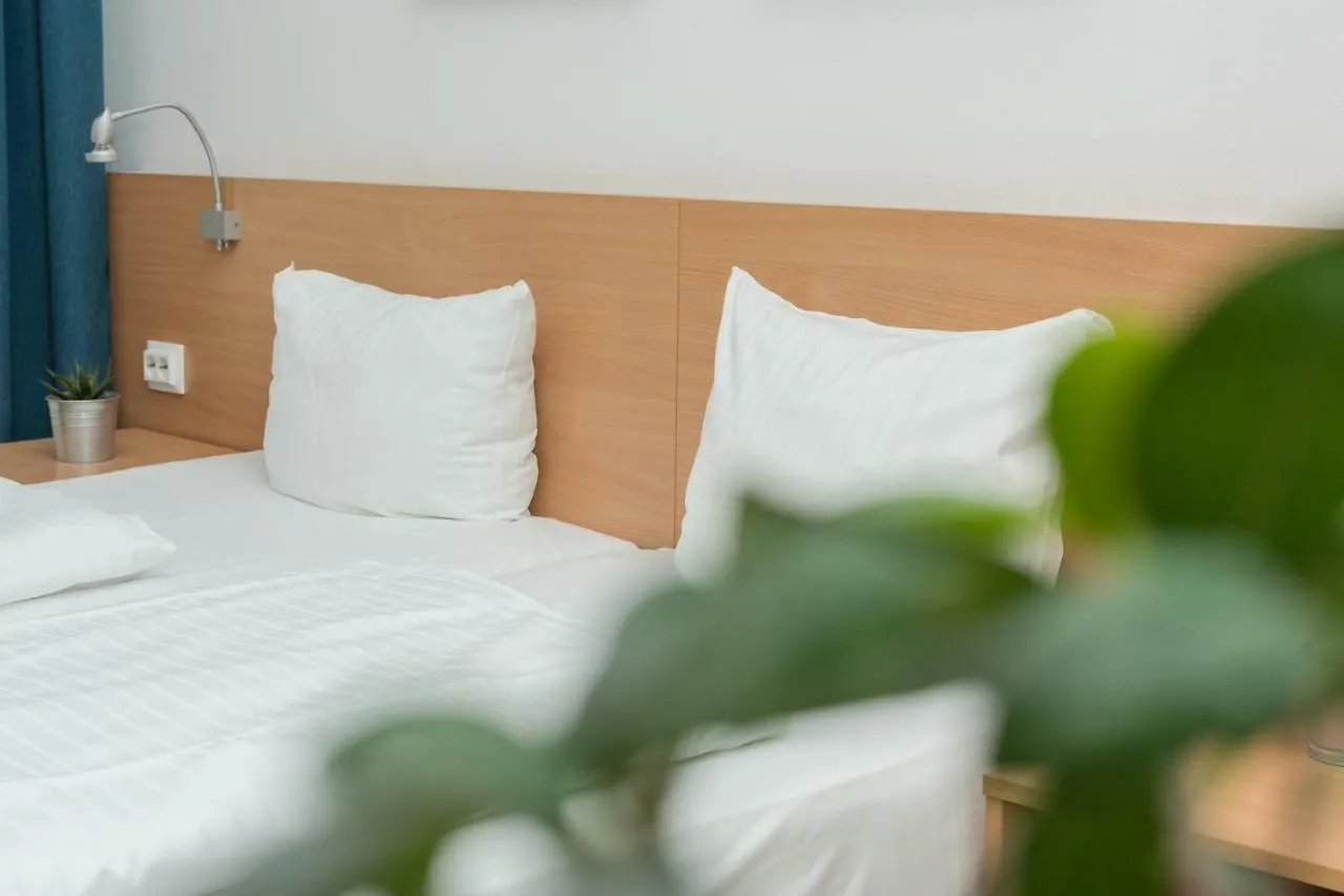 Gartl Apartments Wien 0*,