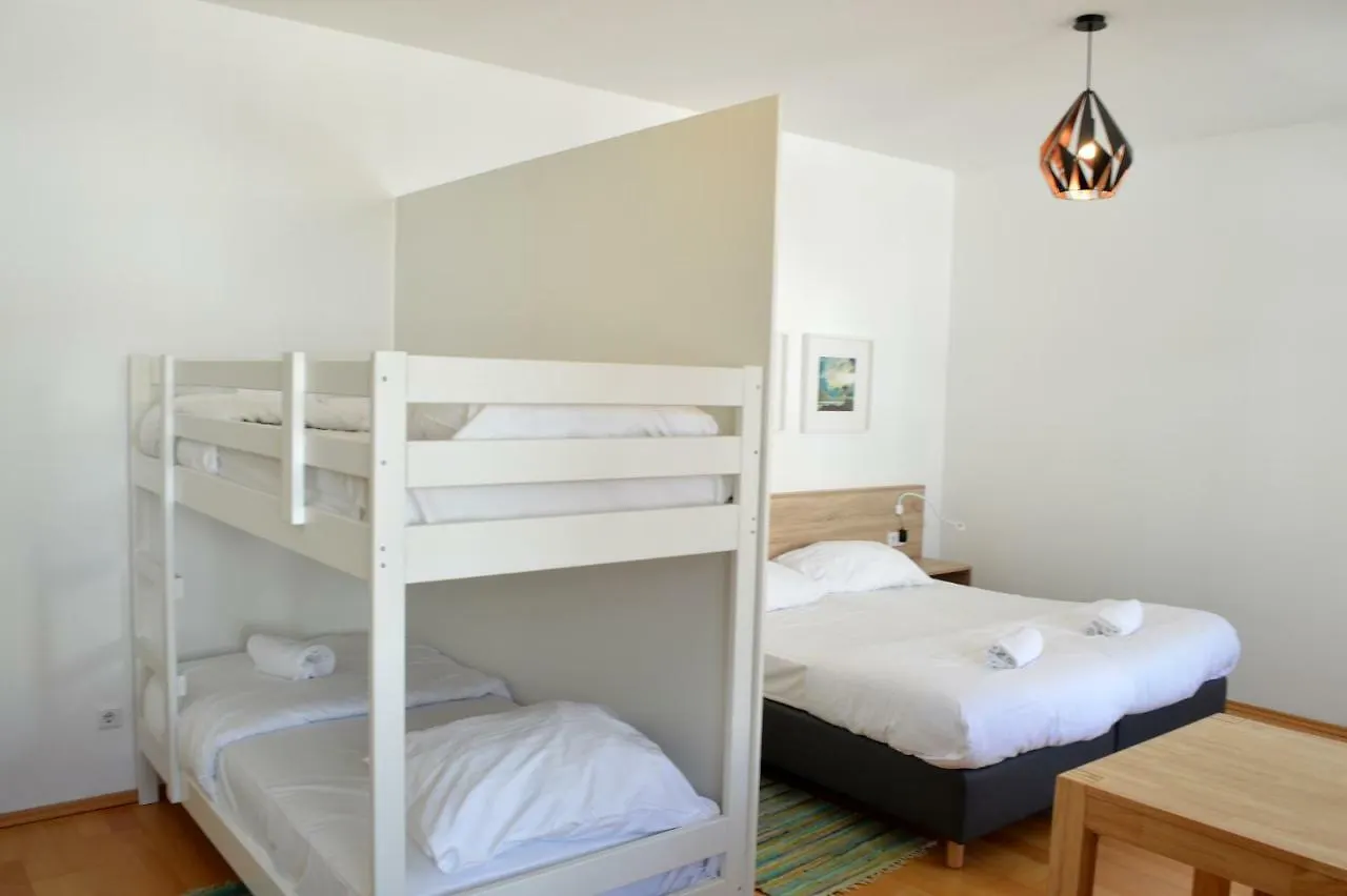 Gartl Apartments Wien Hostel
