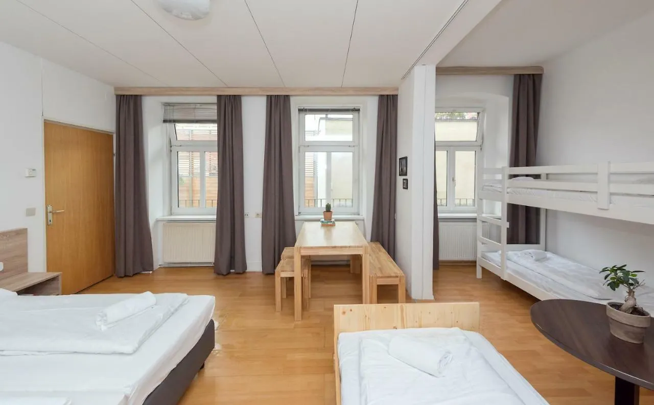 Gartl Apartments Wien 0*,  Österreich